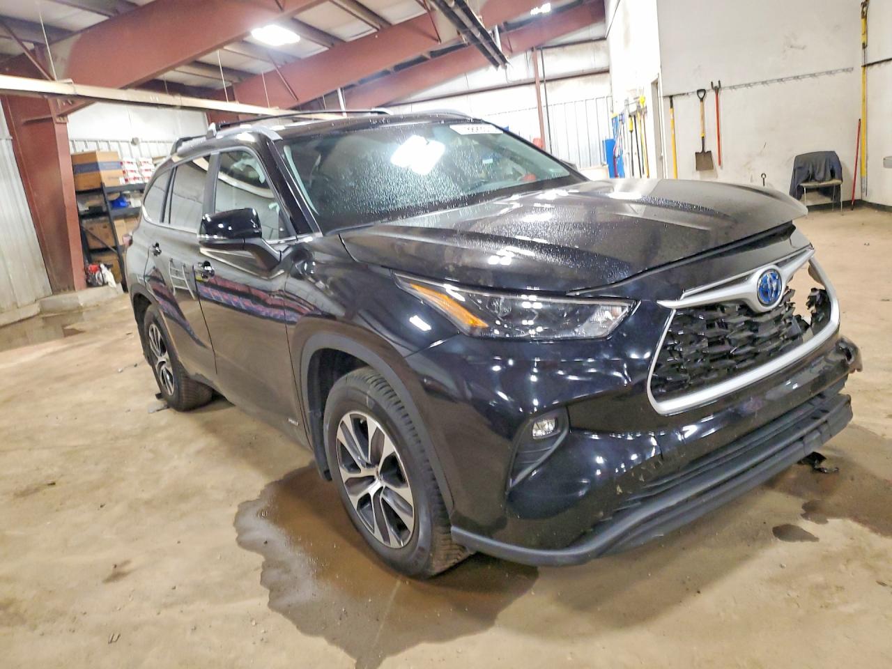 2023 TOYOTA HIGHLANDER HYBRID XLE photo 7