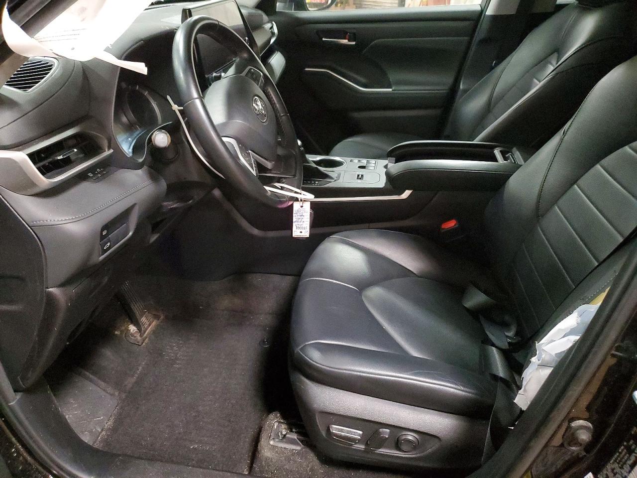 2023 TOYOTA HIGHLANDER HYBRID XLE photo 13