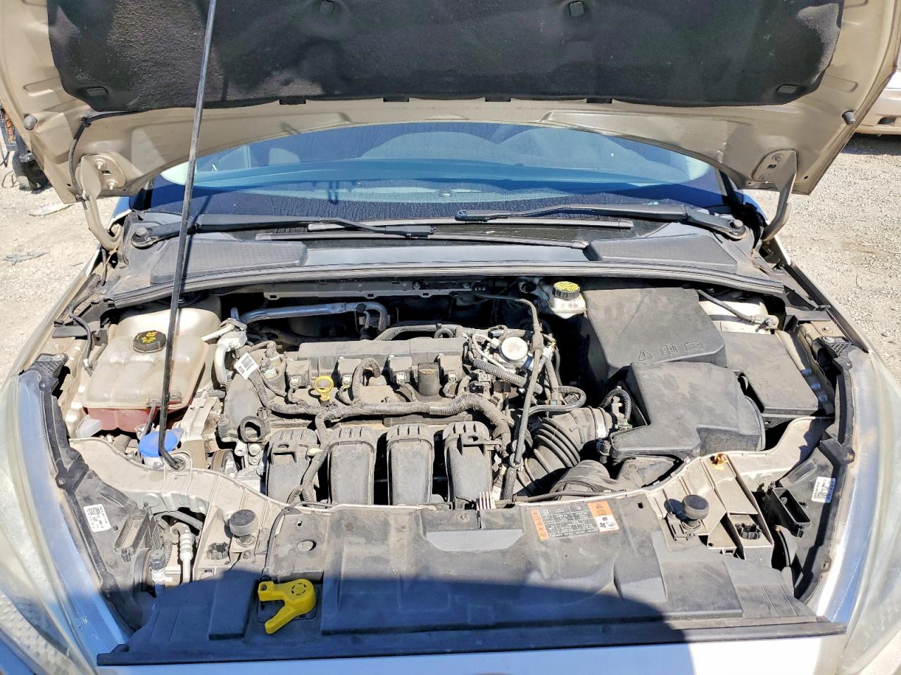 2017 FORD FOCUS SE photo 31