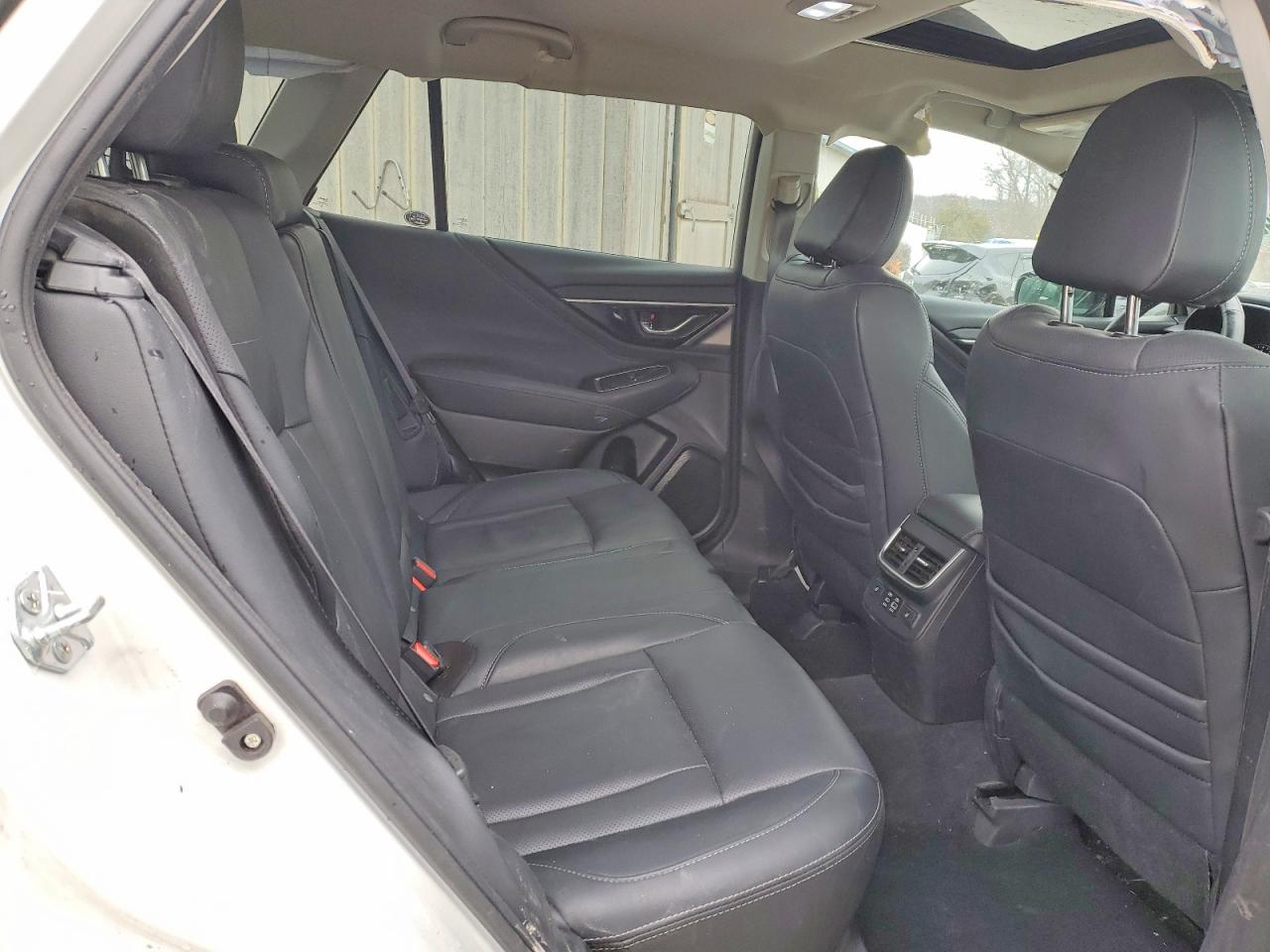 2023 SUBARU OUTBACK LIMITED photo 11