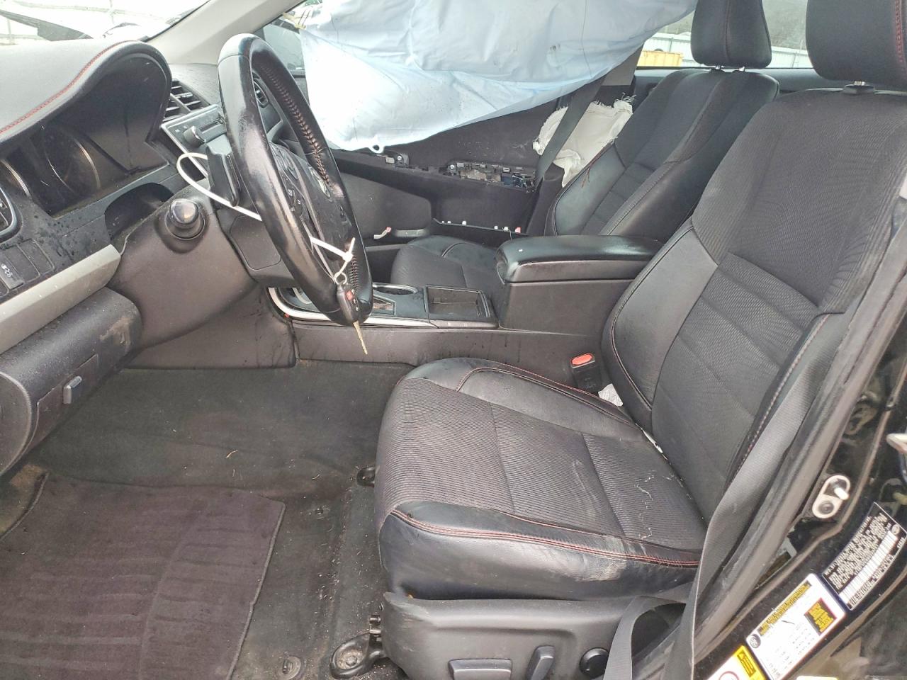 2016 TOYOTA CAMRY SE photo 7