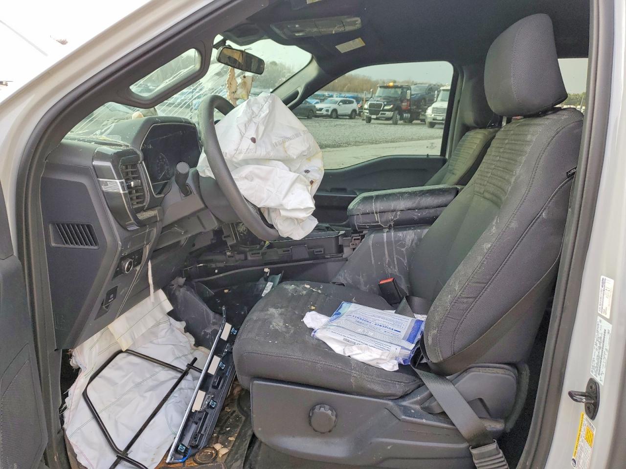 2023 FORD F150 SUPERCREW photo 13