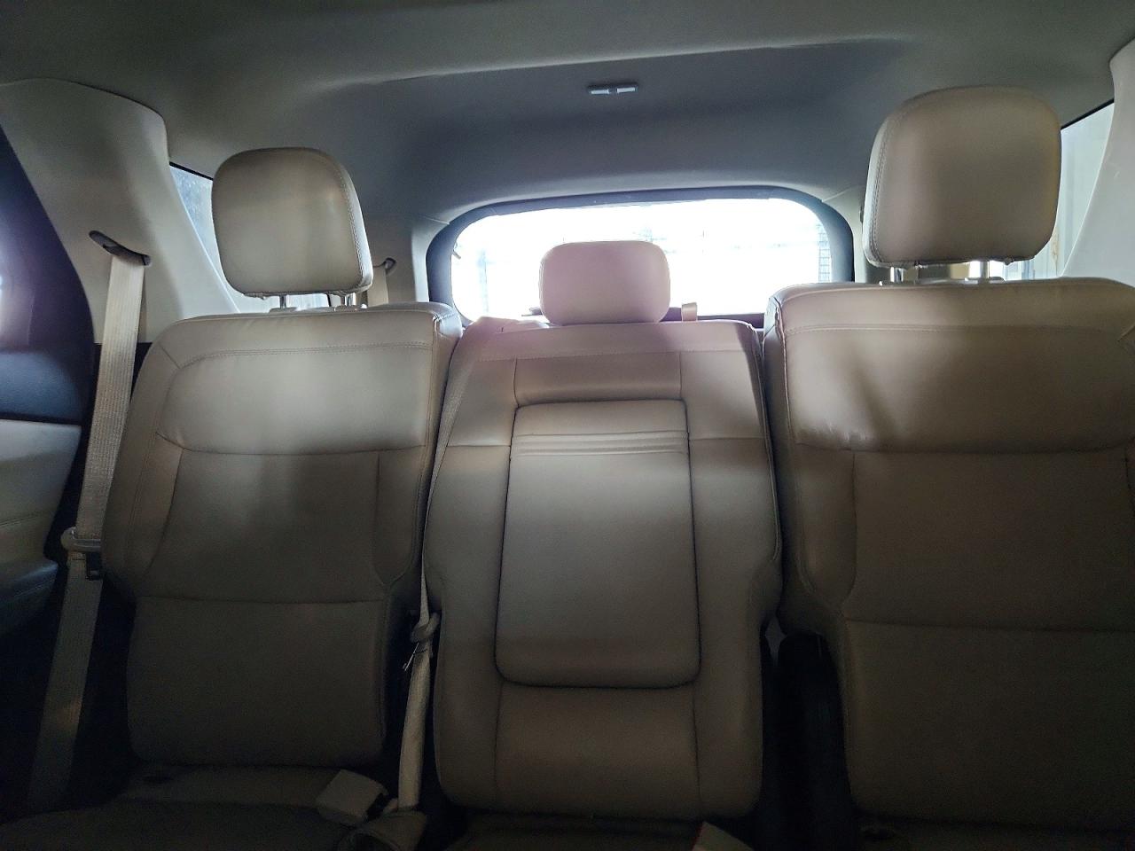 2020 FORD EXPLORER XLT photo 19