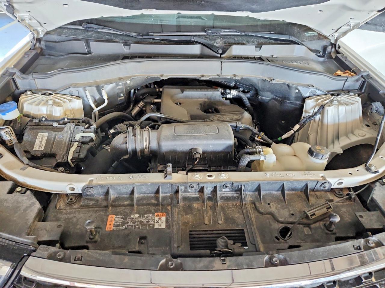 2020 FORD EXPLORER XLT photo 23