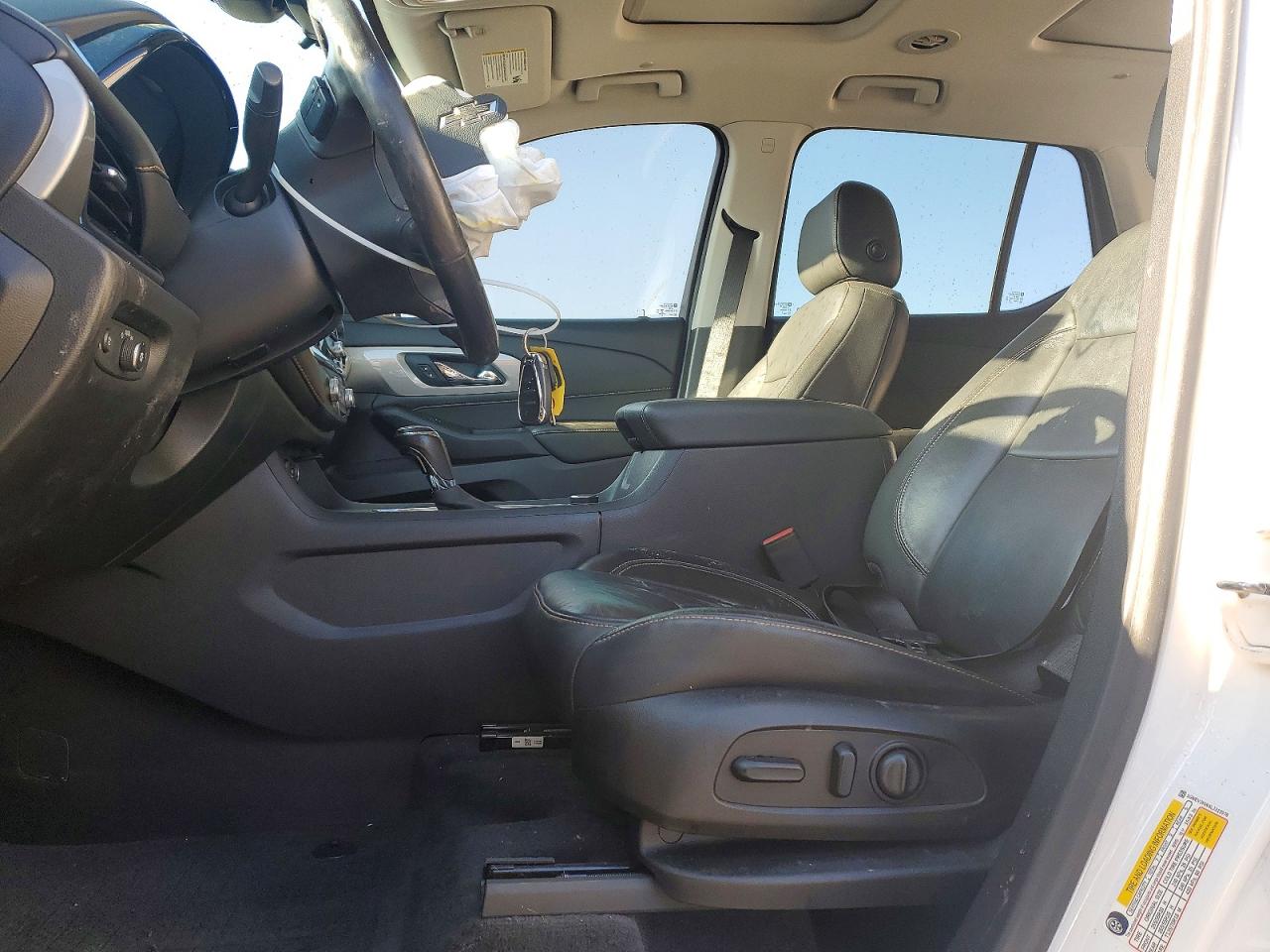 2020 CHEVROLET TRAVERSE RS photo 13