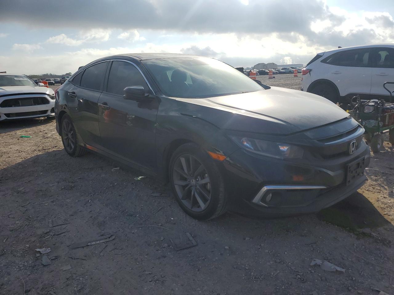 2020 HONDA CIVIC EXL photo 4