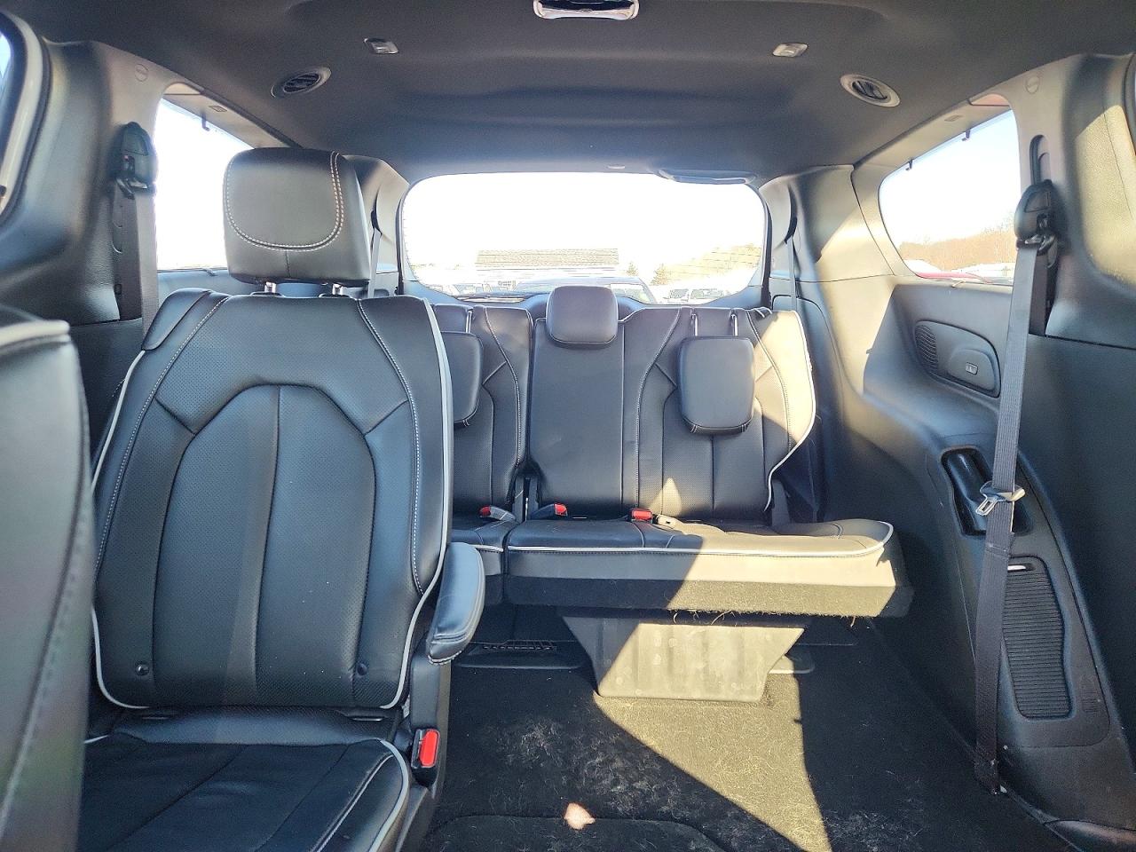 2024 CHRYSLER PACIFICA LIMITED photo 10