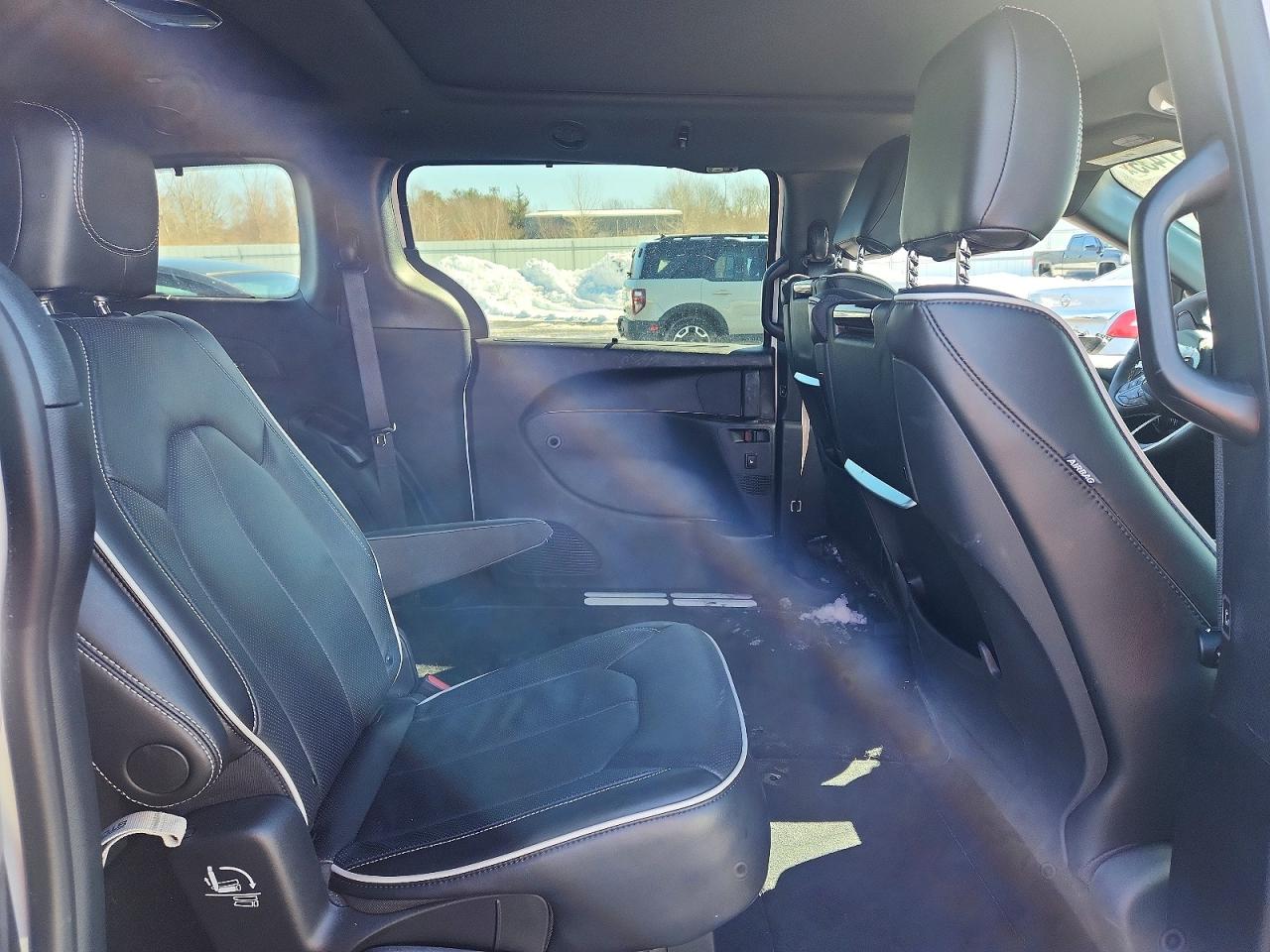 2024 CHRYSLER PACIFICA LIMITED photo 11