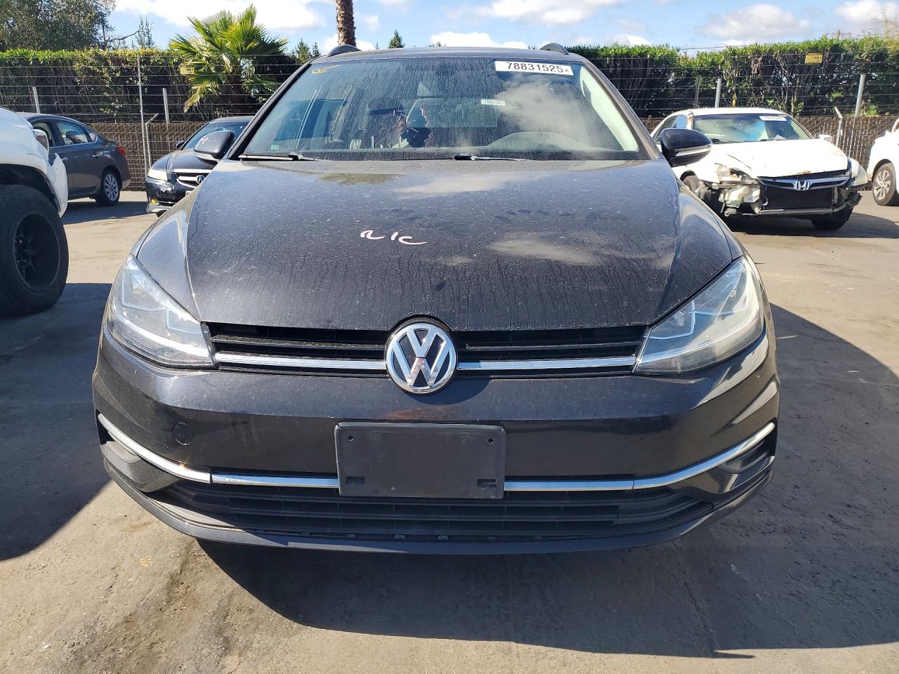 2019 VOLKSWAGEN GOLF SPORTWAGEN S photo 9