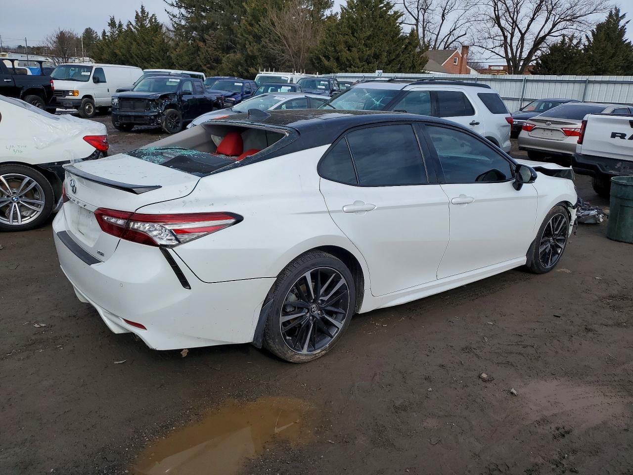 2019 TOYOTA CAMRY XSE V6 photo 5