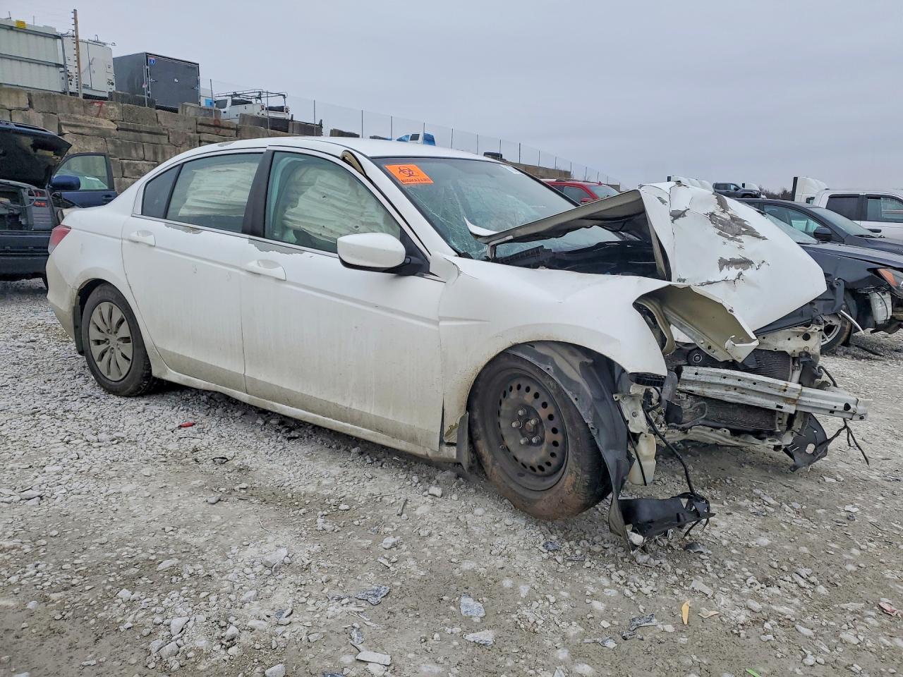 2009 HONDA ACCORD LX photo 4