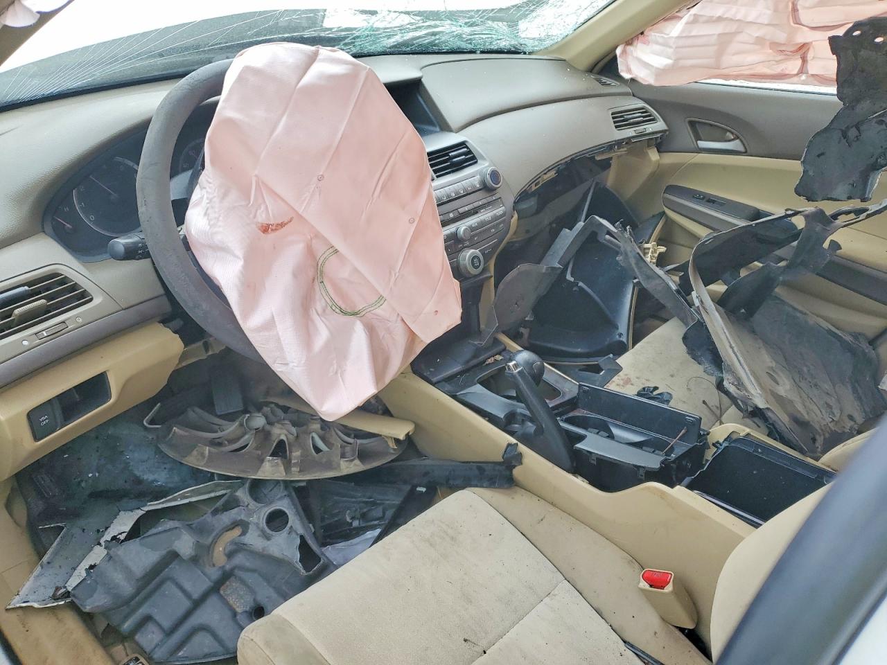 2009 HONDA ACCORD LX photo 8