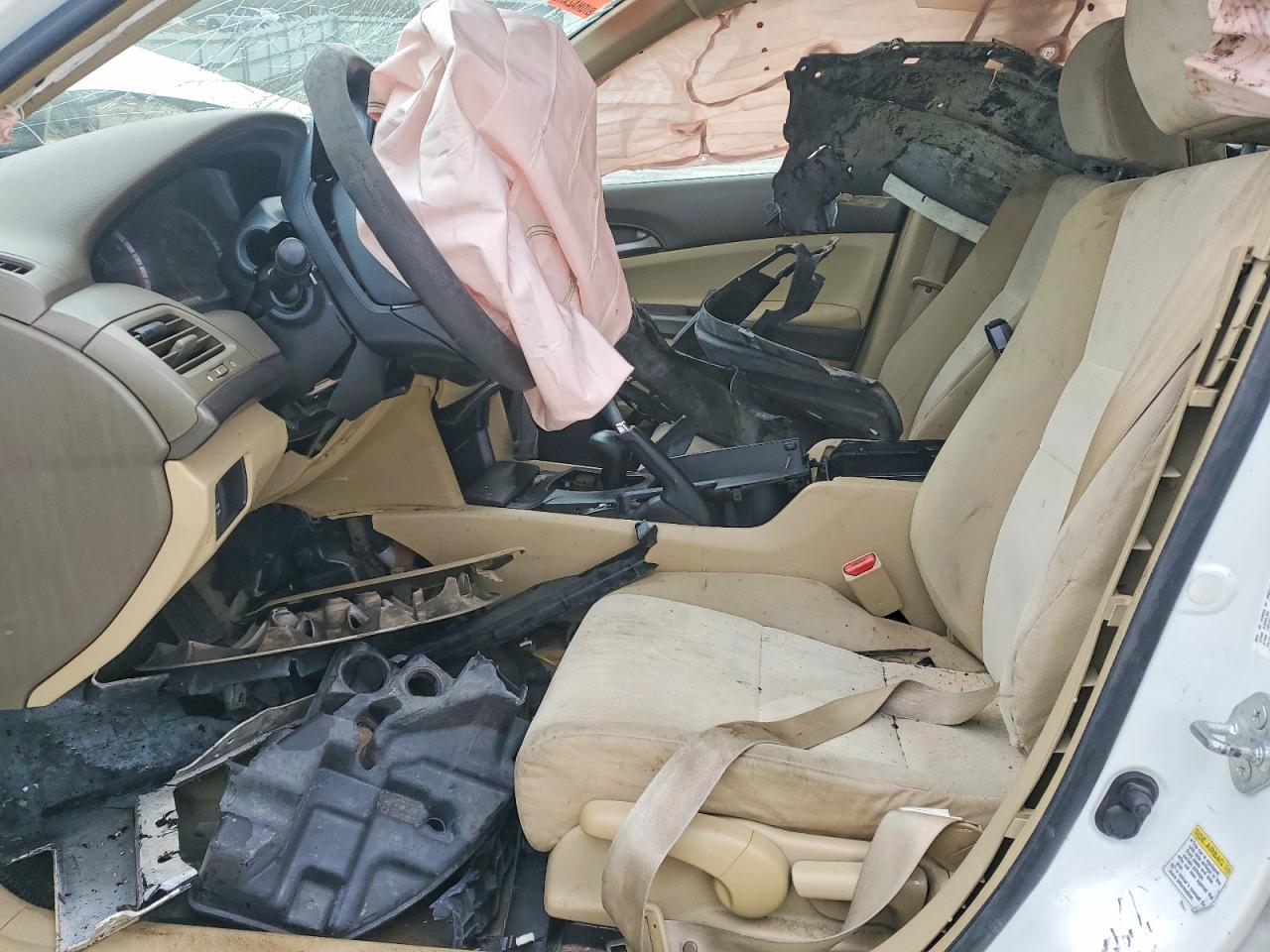 2009 HONDA ACCORD LX photo 7