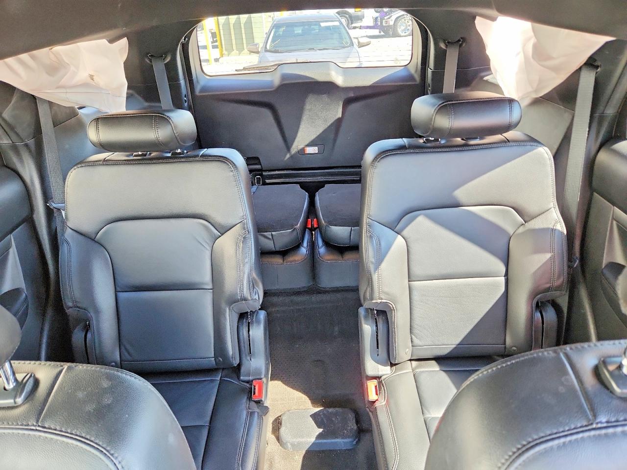 2018 FORD EXPLORER XLT photo 19