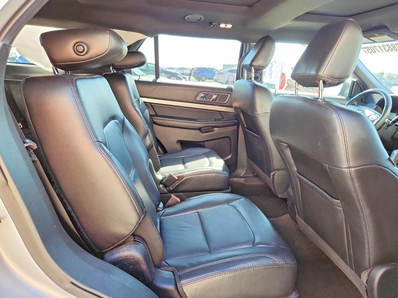 2018 FORD EXPLORER XLT photo 21