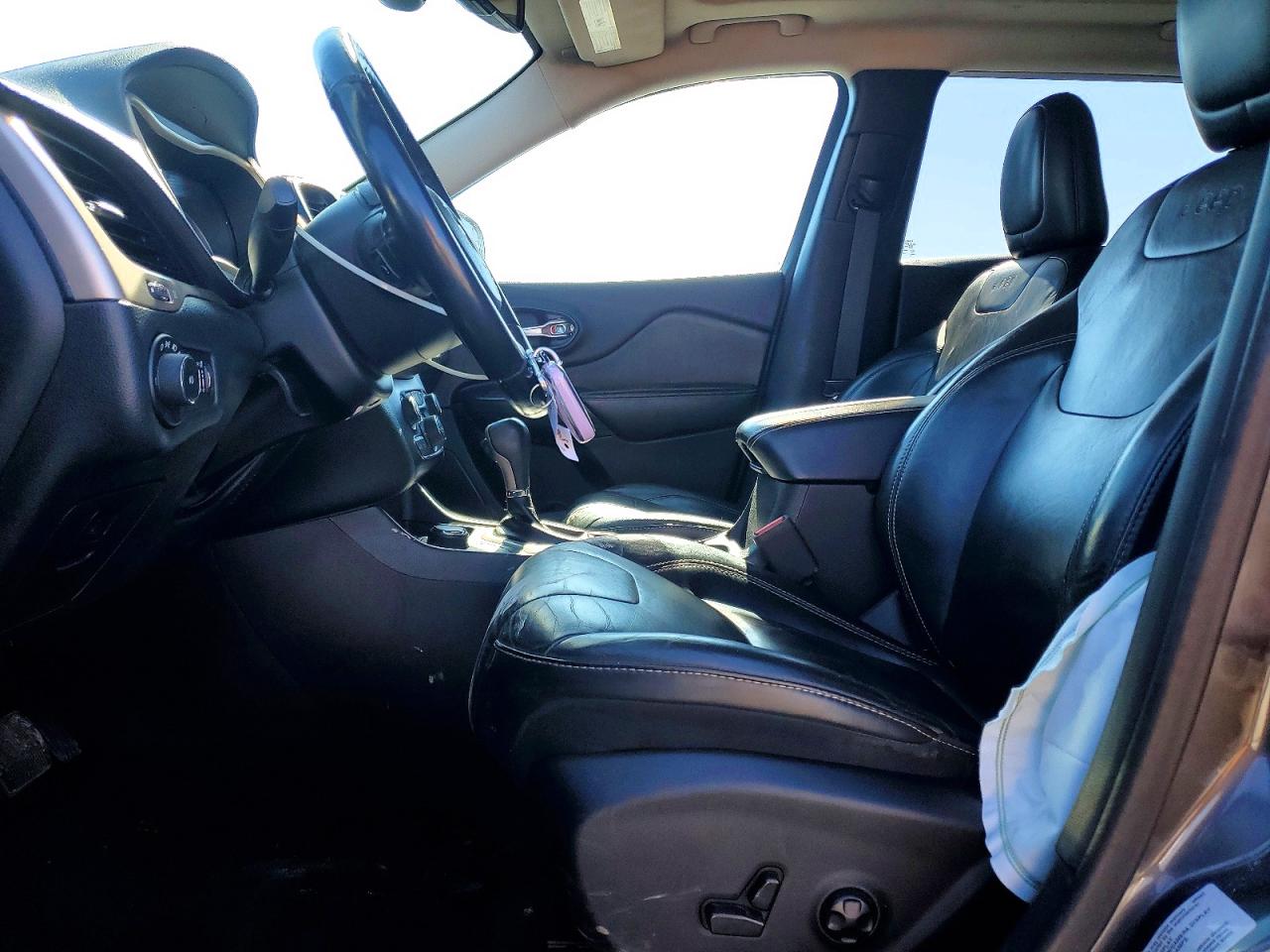 2016 JEEP CHEROKEE LIMITED photo 13