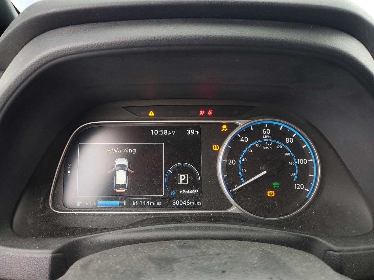 2020 NISSAN LEAF SV photo 17