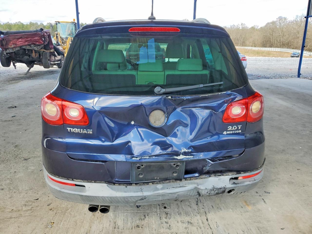 2011 VOLKSWAGEN TIGUAN S photo 6