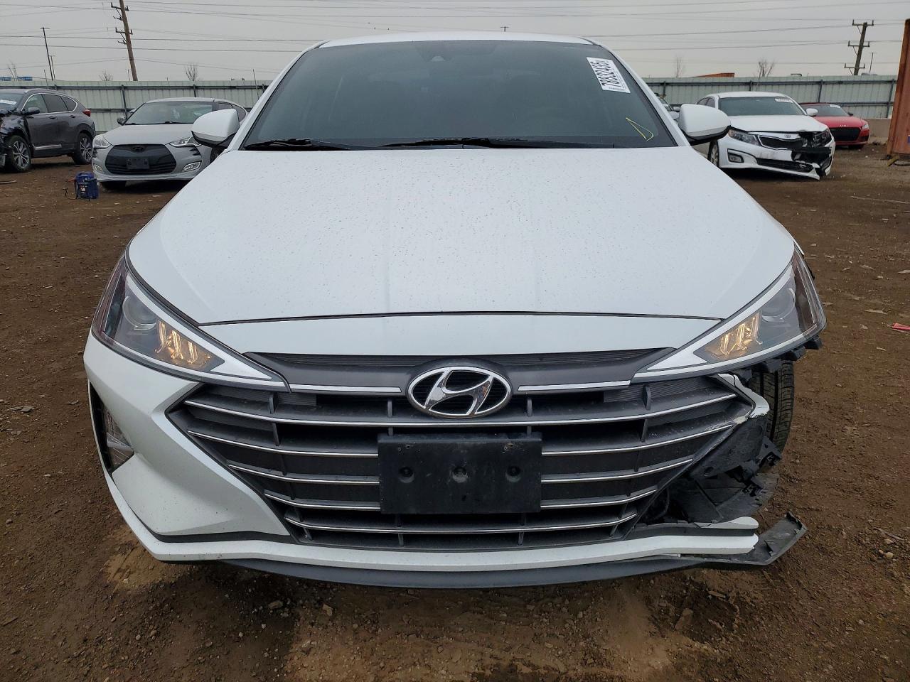 2020 HYUNDAI ELANTRA SEL photo 13