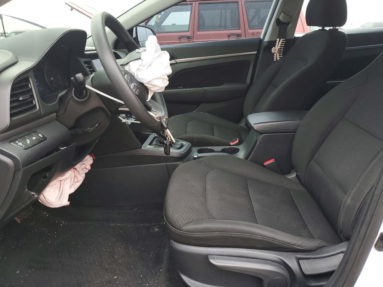 2020 HYUNDAI ELANTRA SEL photo 19