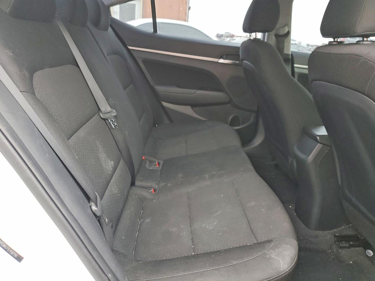 2020 HYUNDAI ELANTRA SEL photo 28