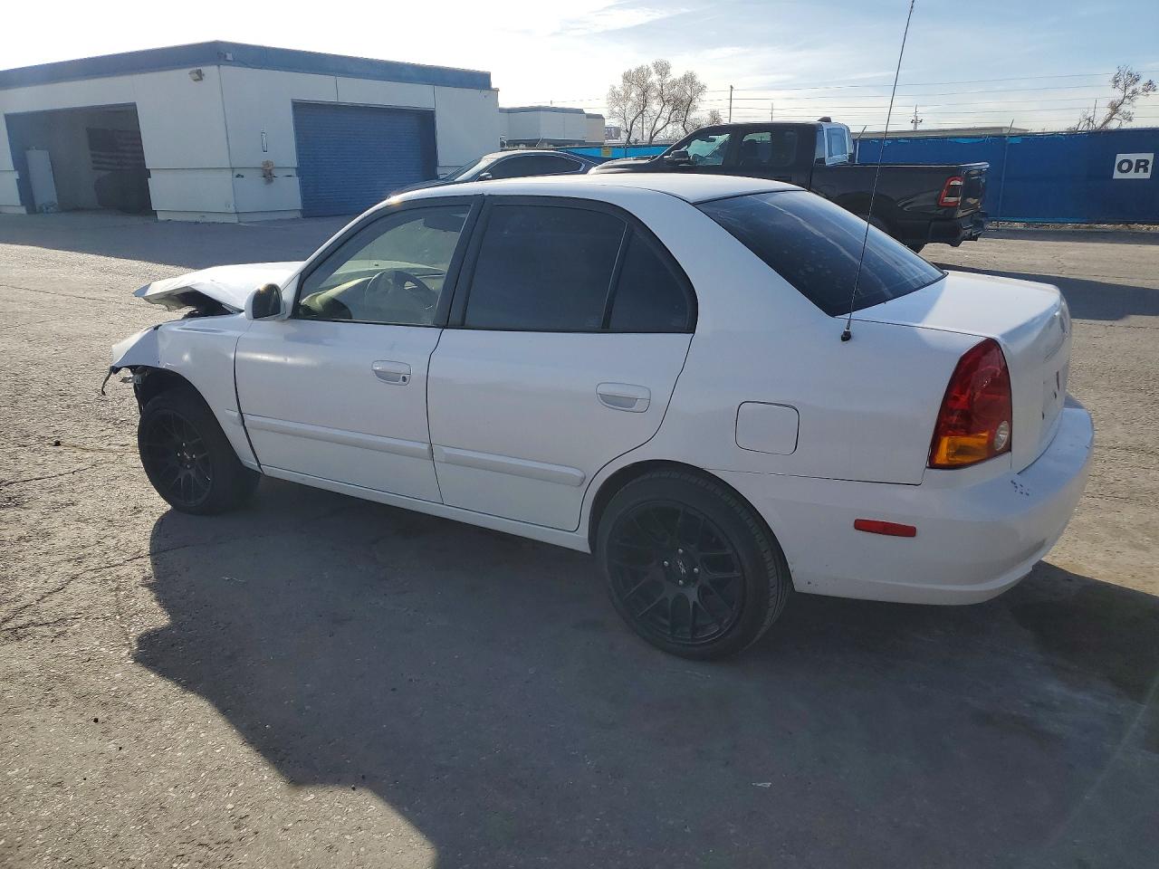 2003 HYUNDAI ACCENT GL photo 3