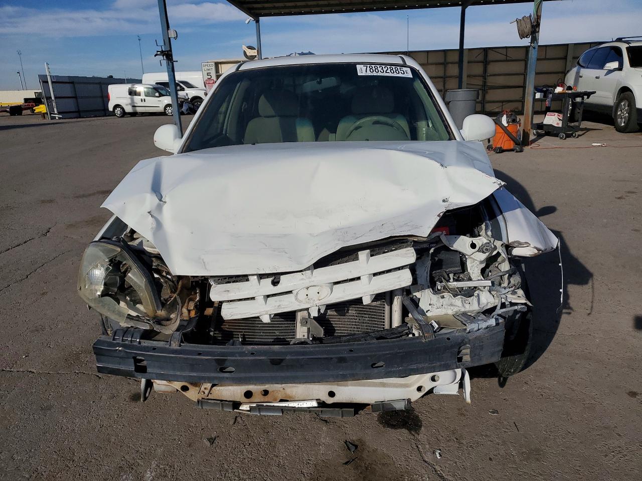 2003 HYUNDAI ACCENT GL photo 9
