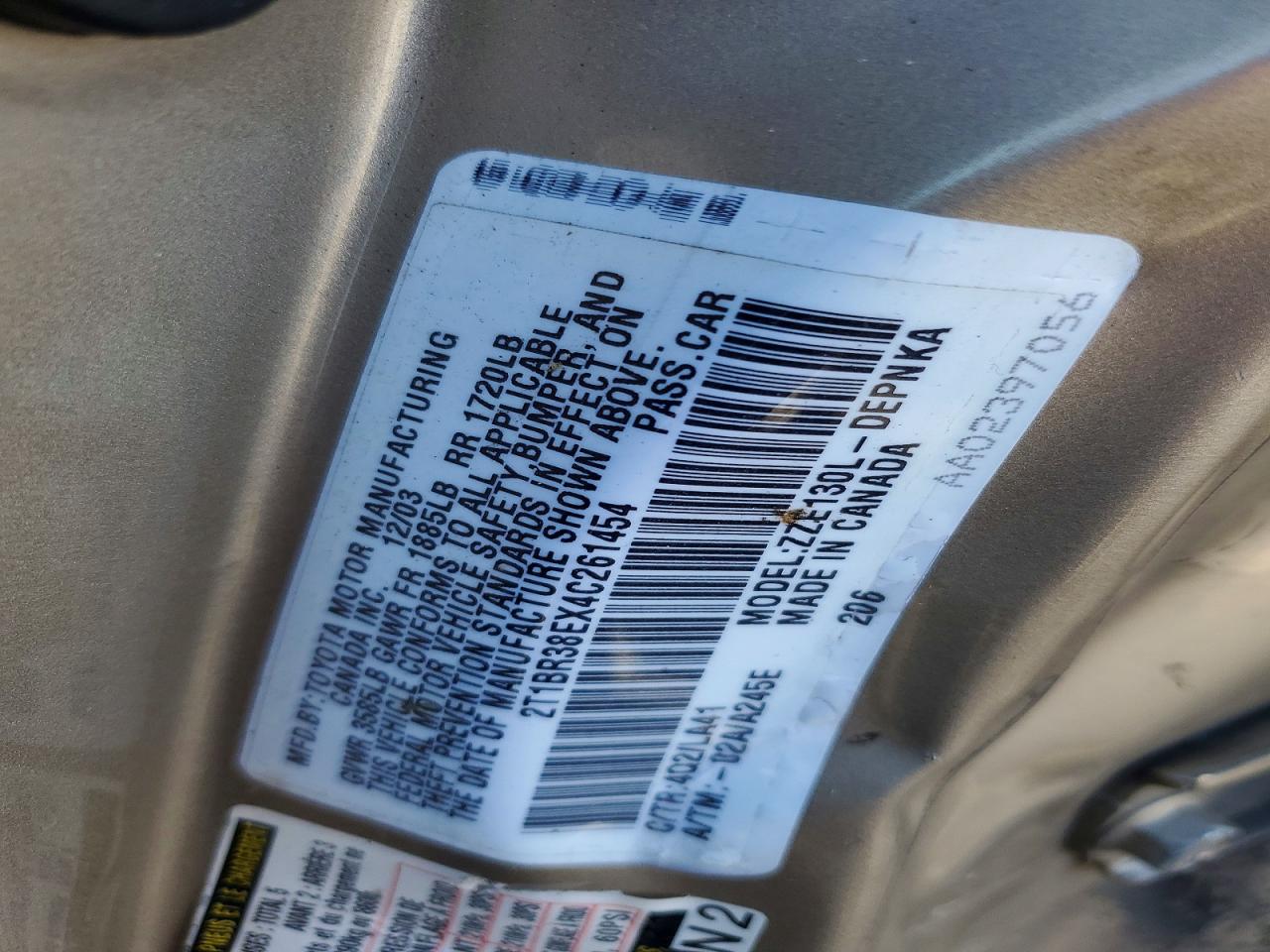 2004 TOYOTA COROLLA LE photo 25