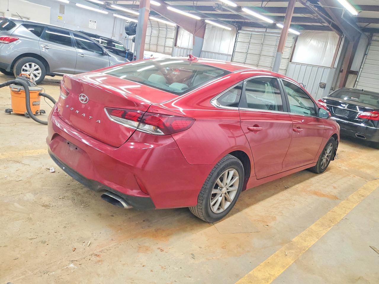 2018 HYUNDAI SONATA SE photo 5