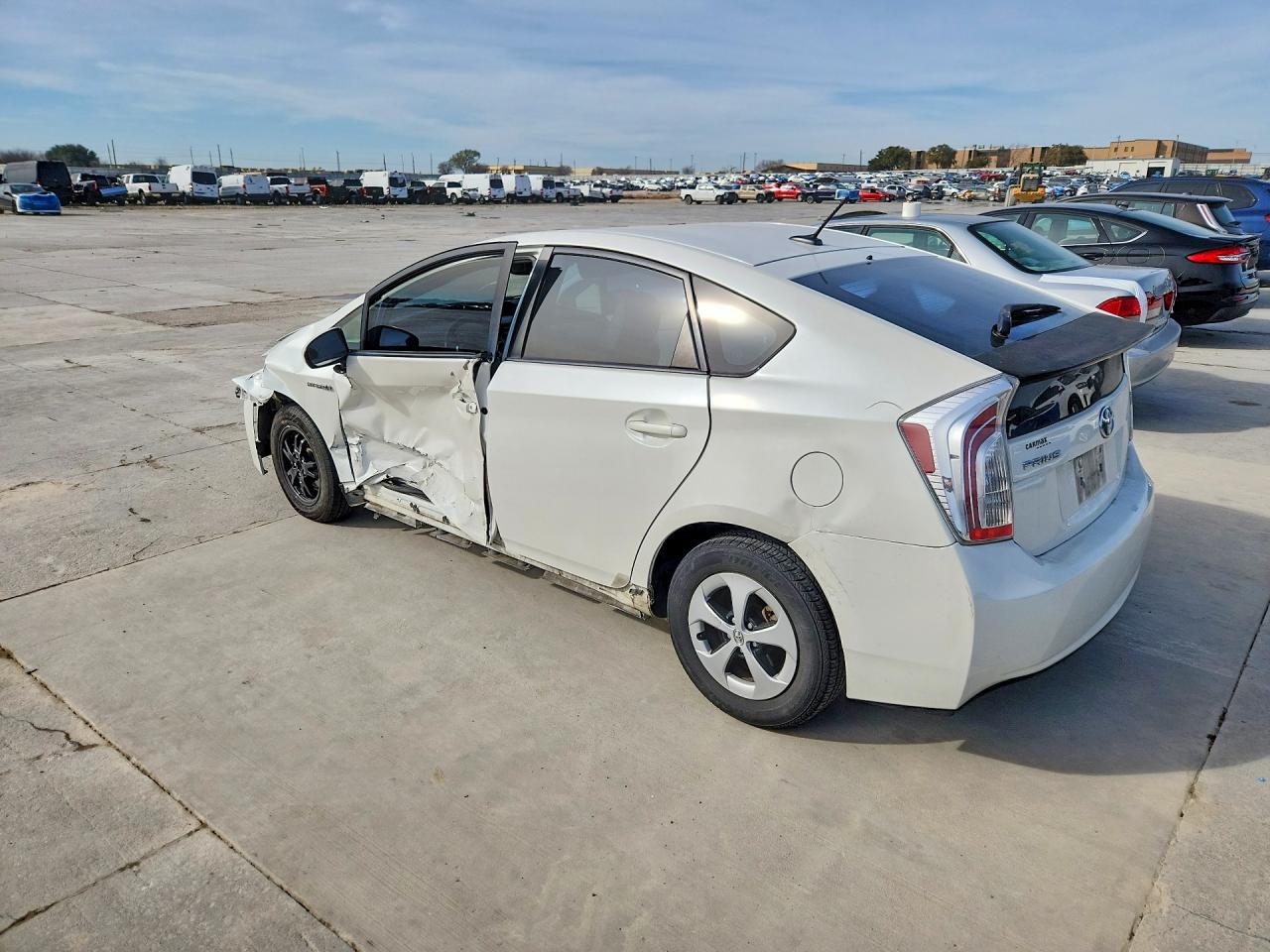 2013 TOYOTA PRIUS THREE photo 2