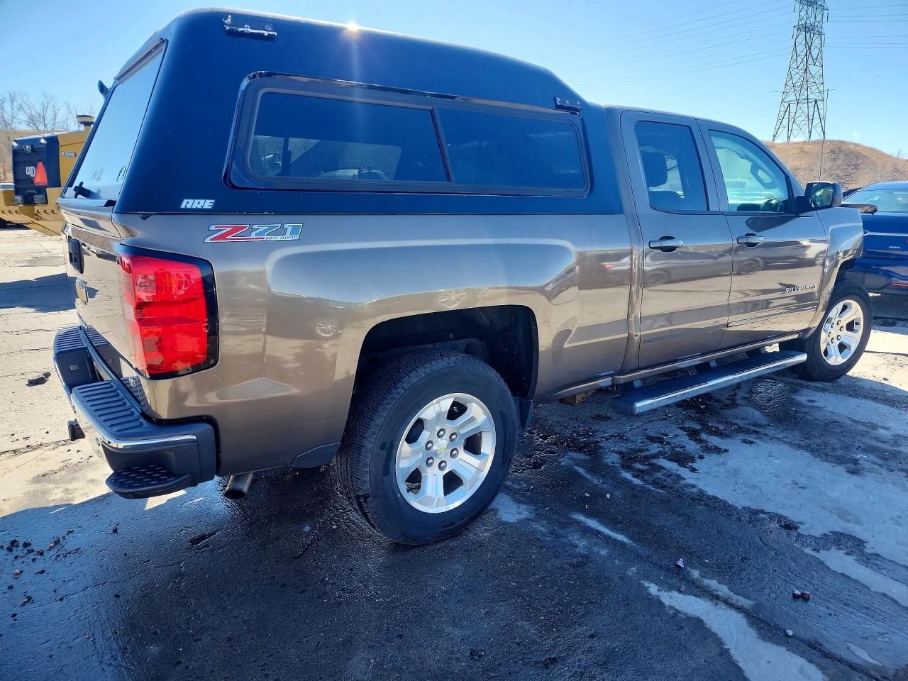 2015 CHEVROLET SILVERADO K1500 LT photo 3