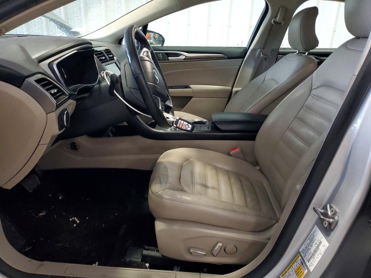2017 FORD FUSION SE PHEV photo 7