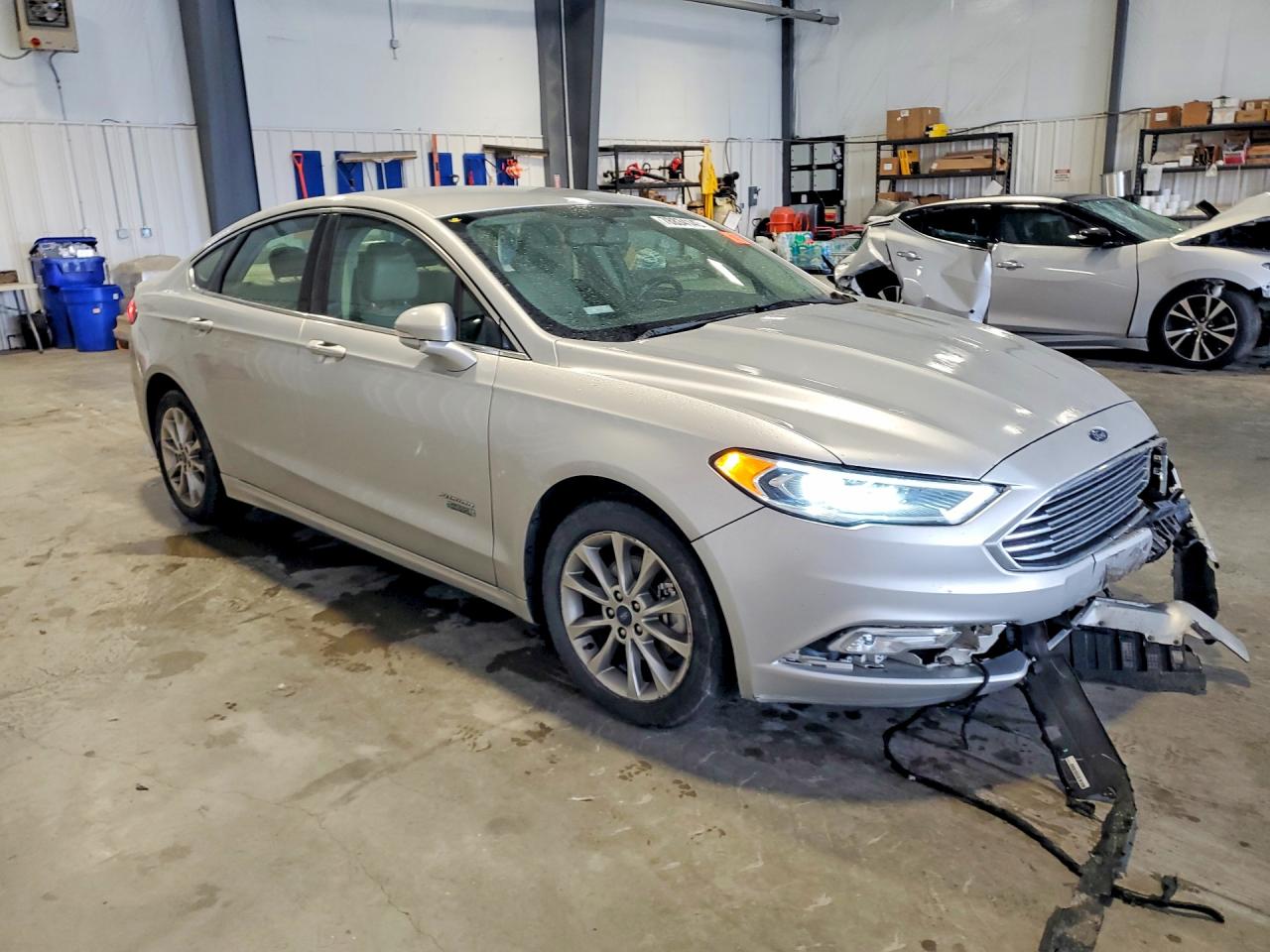 2017 FORD FUSION SE PHEV photo 4