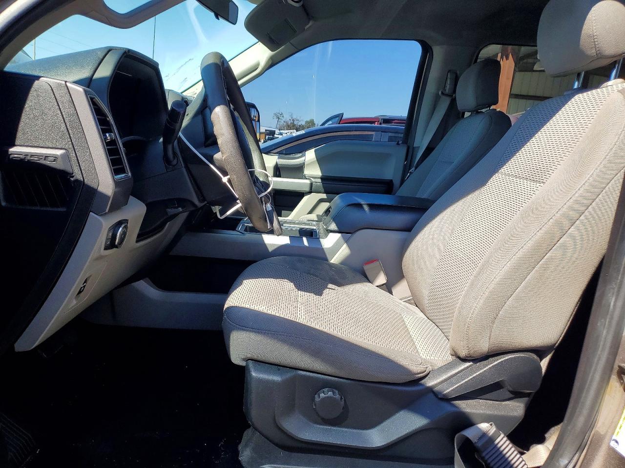 2018 FORD F150 SUPERCREW photo 13