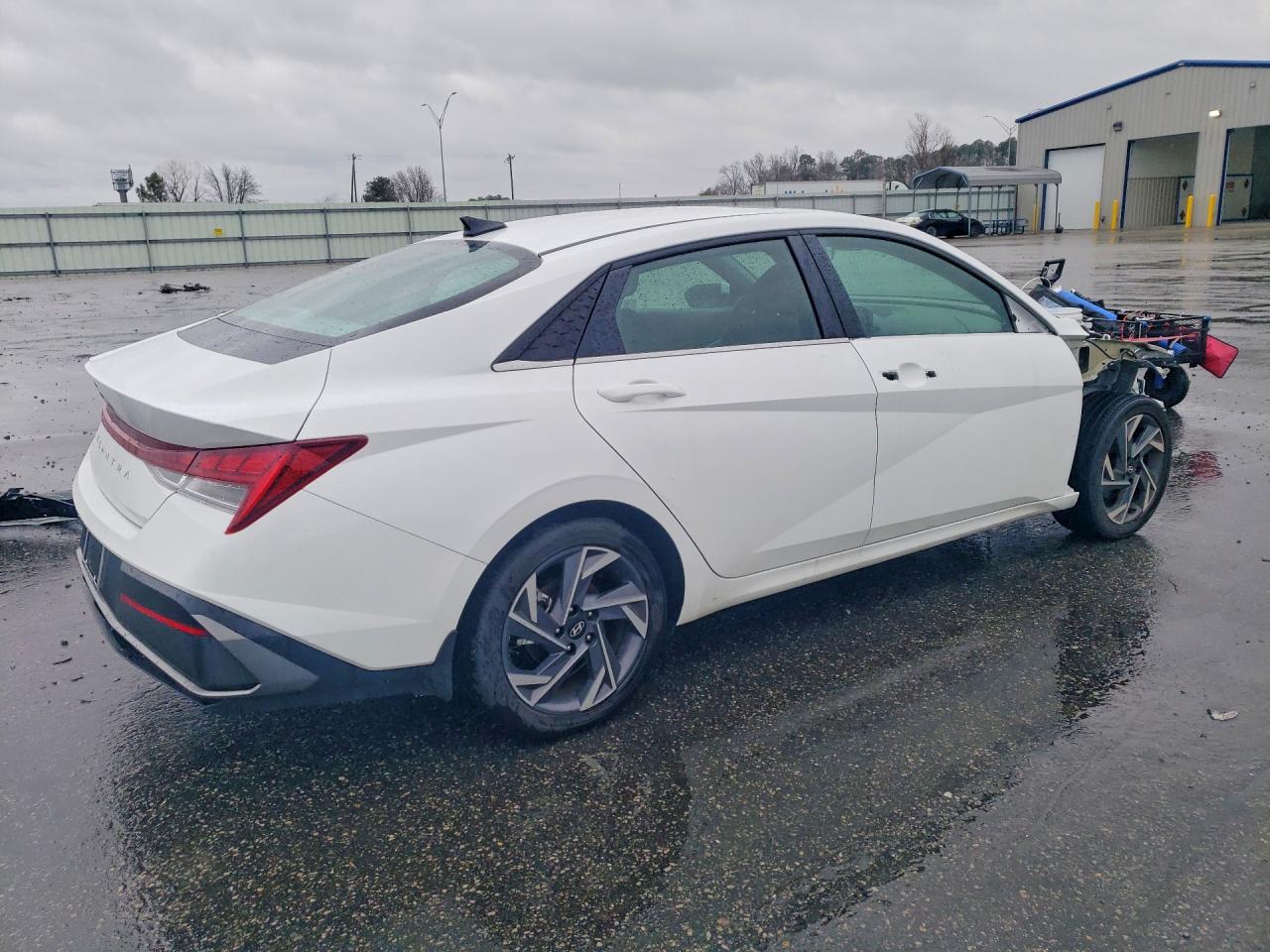 2025 HYUNDAI ELANTRA SEL CONVENIENCE photo 5