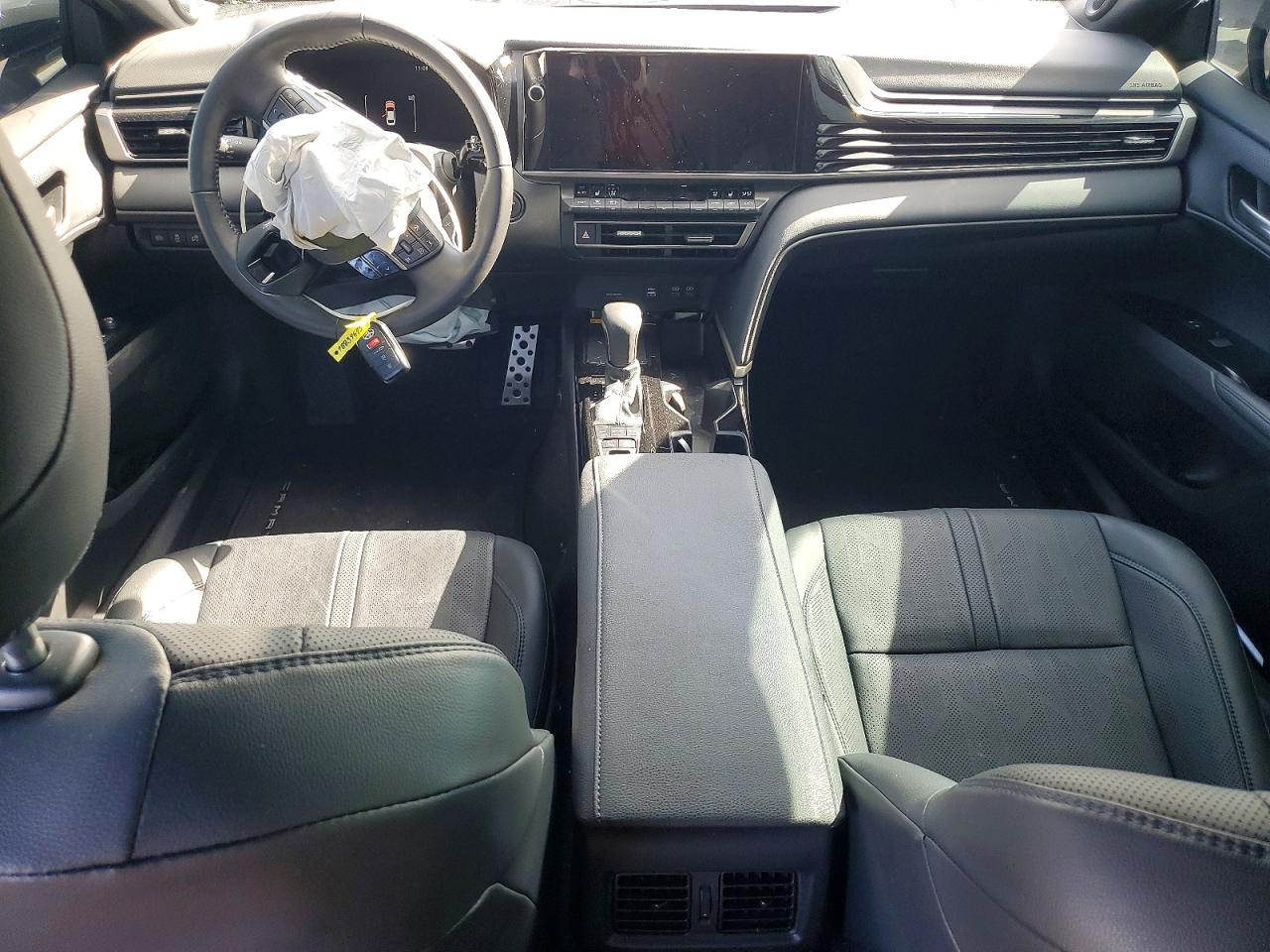 2025 TOYOTA CAMRY XSE photo 15