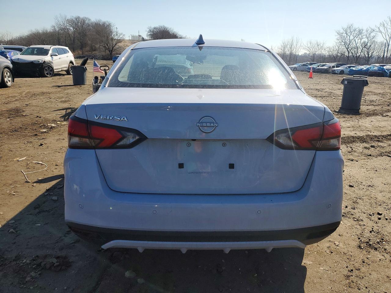 2025 NISSAN VERSA SV photo 11