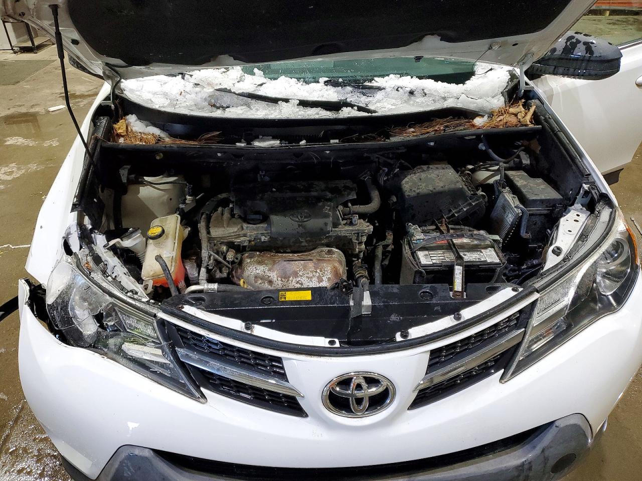 2015 TOYOTA RAV4 LE photo 34