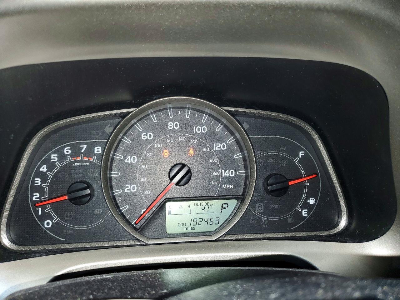 2015 TOYOTA RAV4 LE photo 25
