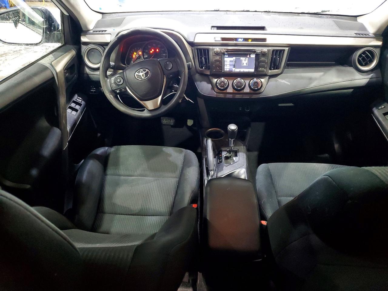 2015 TOYOTA RAV4 LE photo 22