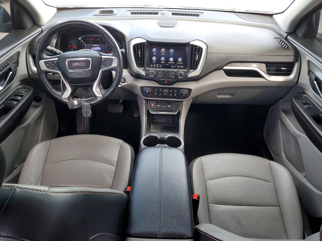 2020 GMC TERRAIN SLT photo 8