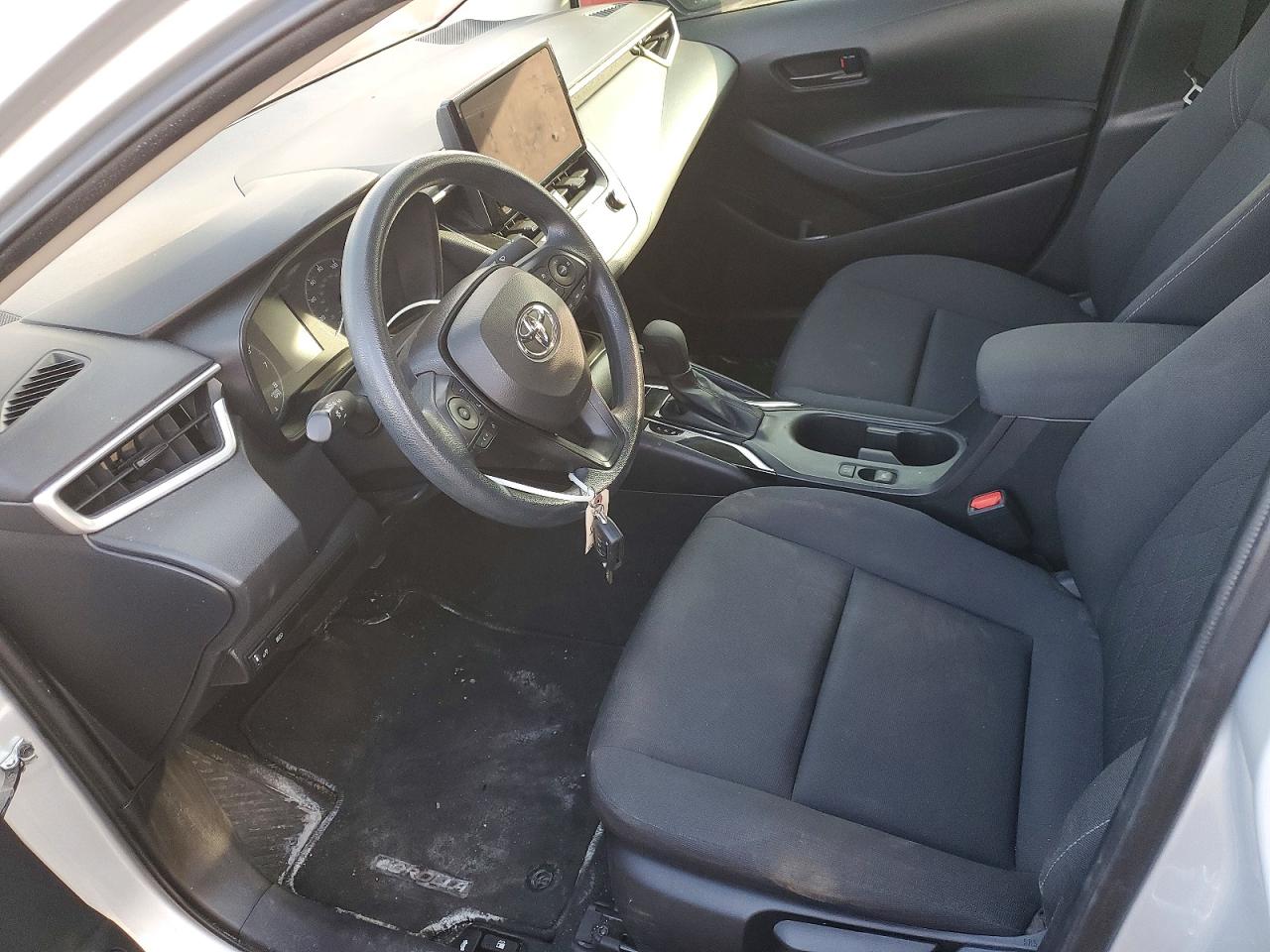 2023 TOYOTA COROLLA LE photo 13