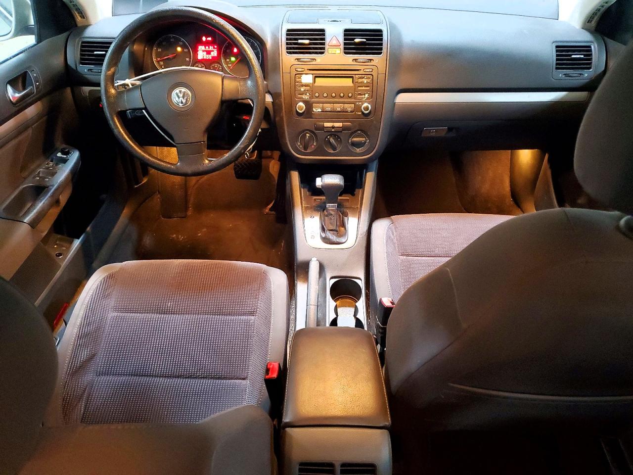 2006 VOLKSWAGEN JETTA VALUE photo 8