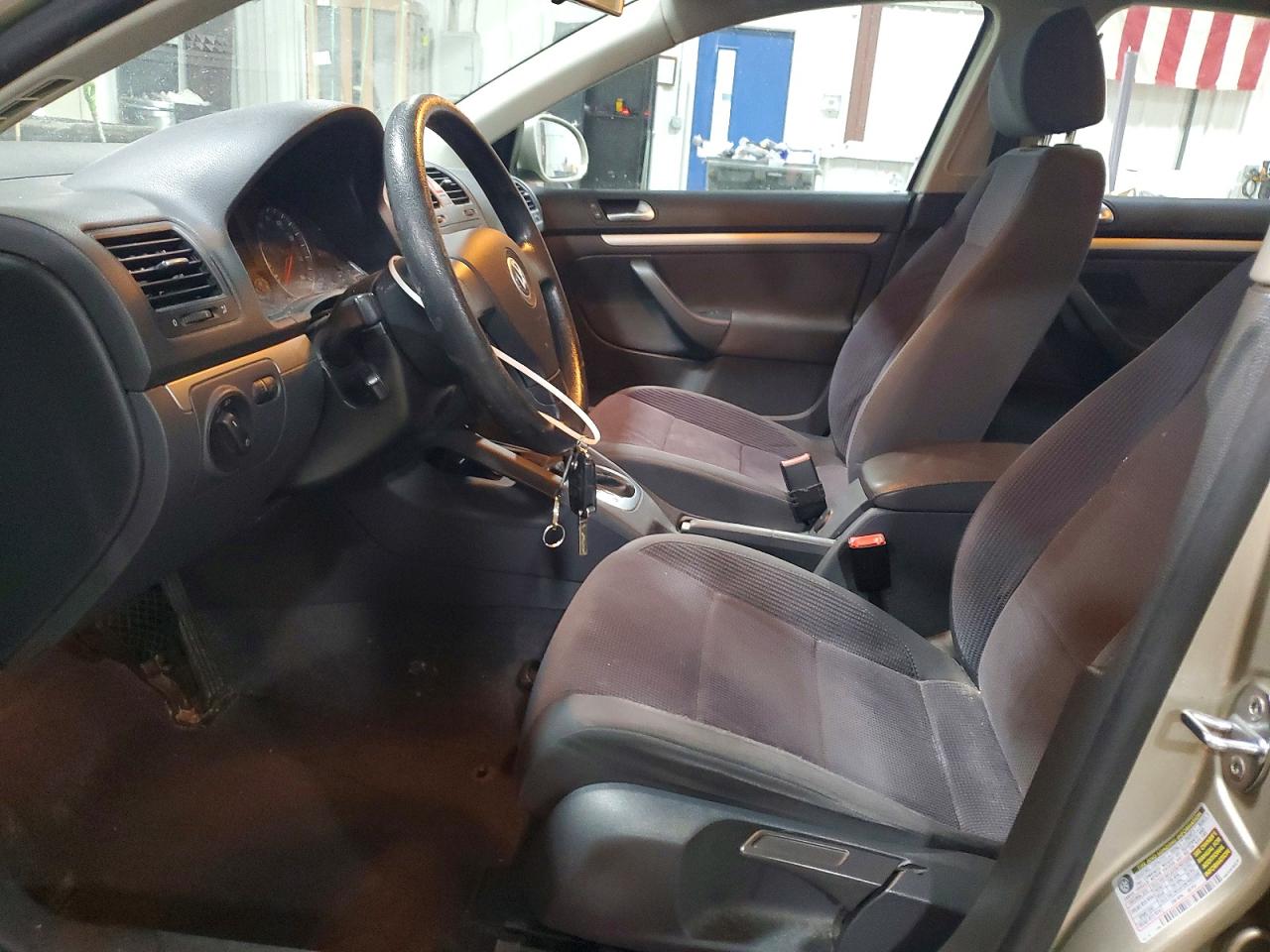 2006 VOLKSWAGEN JETTA VALUE photo 7