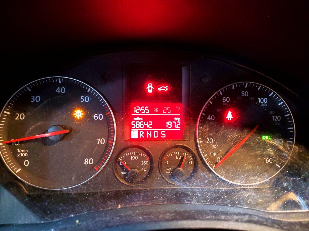 2006 VOLKSWAGEN JETTA VALUE photo 9