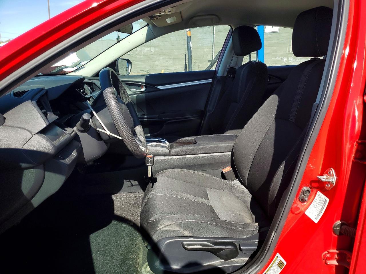2017 HONDA CIVIC LX photo 7