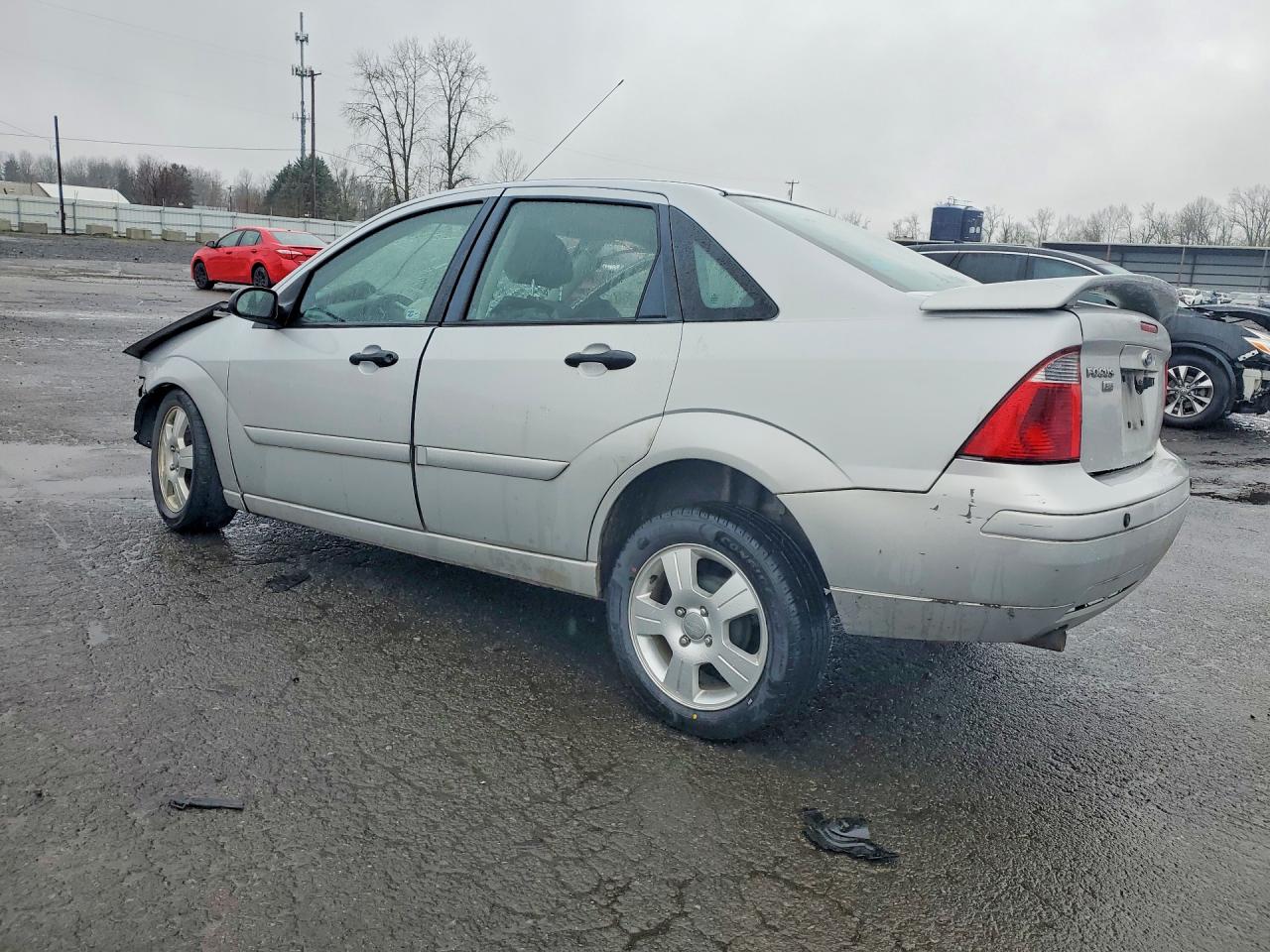 2007 FORD FOCUS ZX4 photo 4