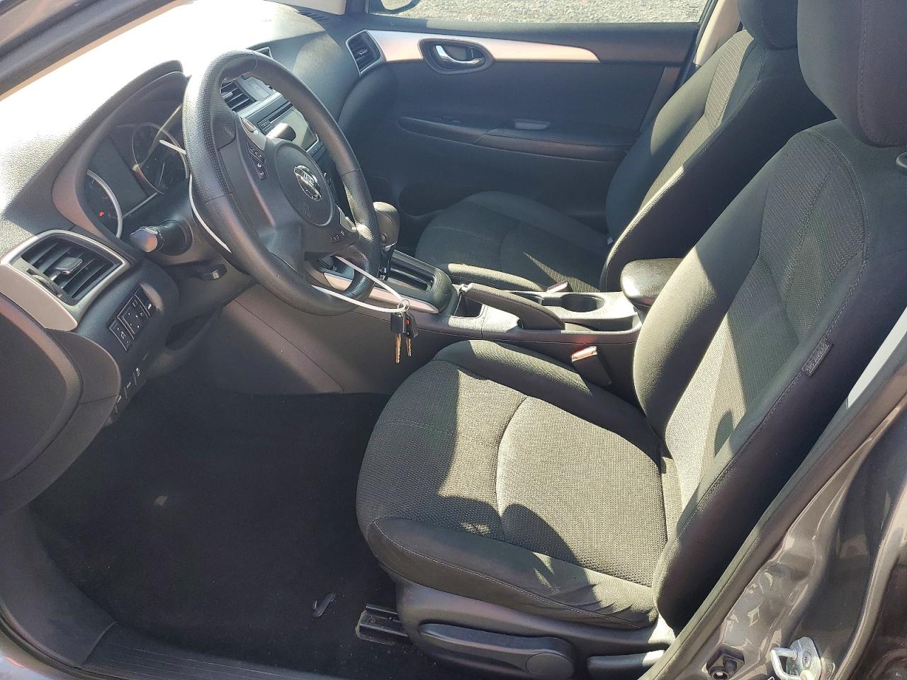 2018 NISSAN SENTRA S photo 13