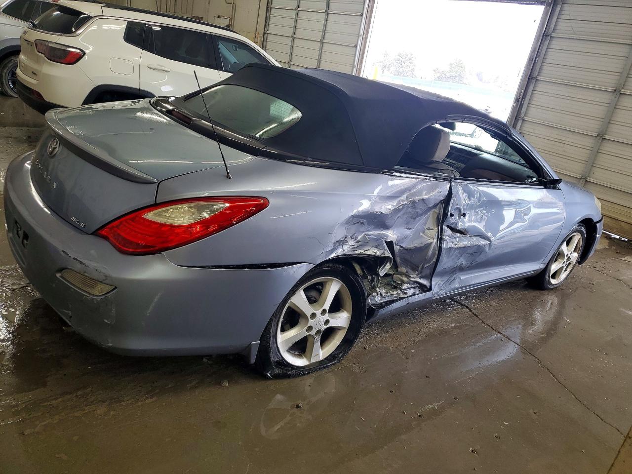 2007 TOYOTA CAMRY SOLARA SLE V6 photo 5
