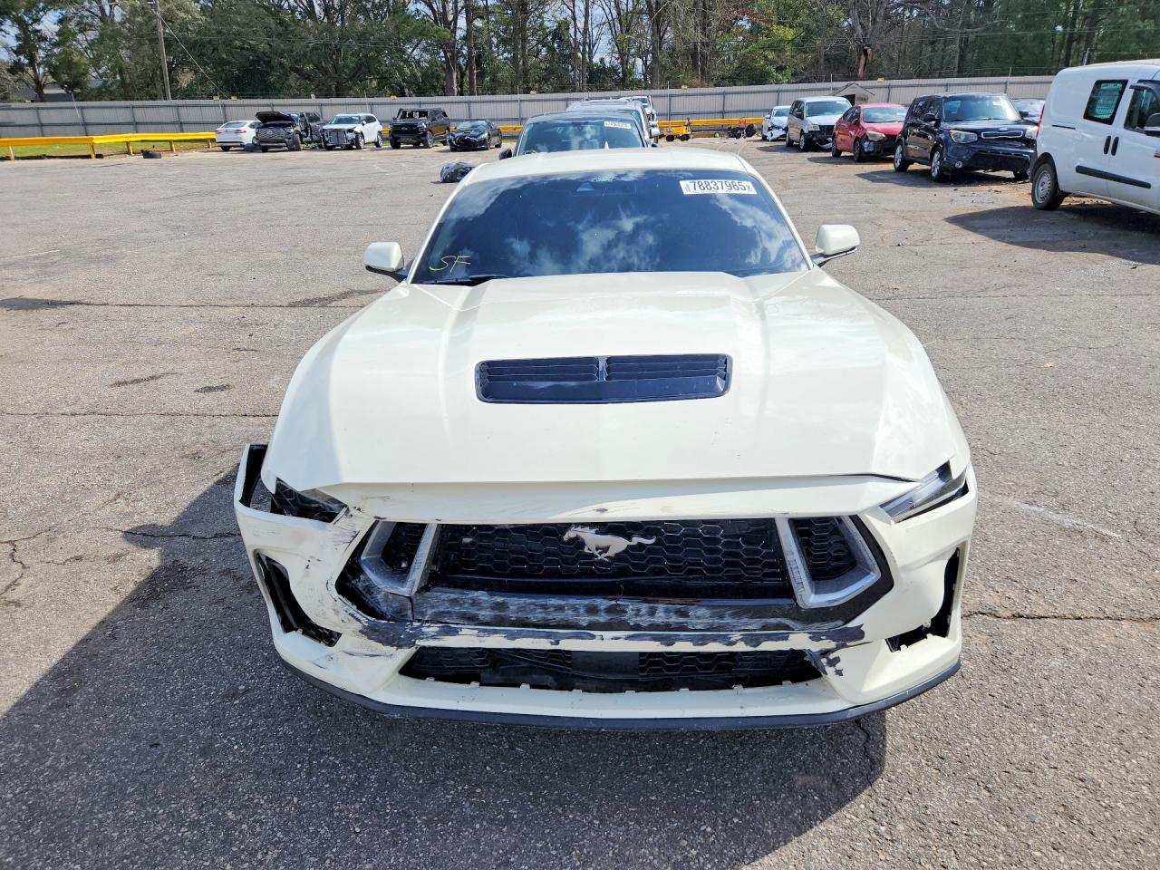 2025 FORD MUSTANG GT photo 9